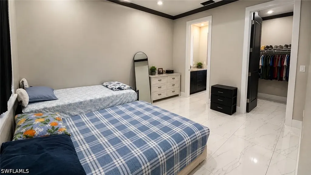 5426 9th Avenue Fort Myers FL 33907
