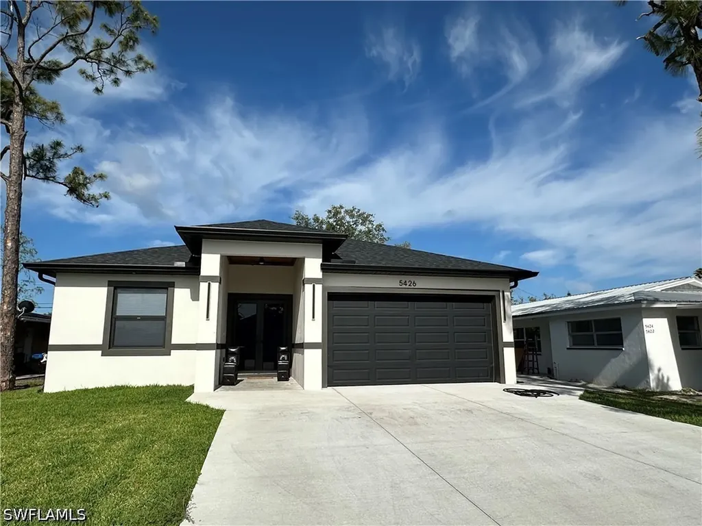 5426 9th Avenue Fort Myers FL 33907