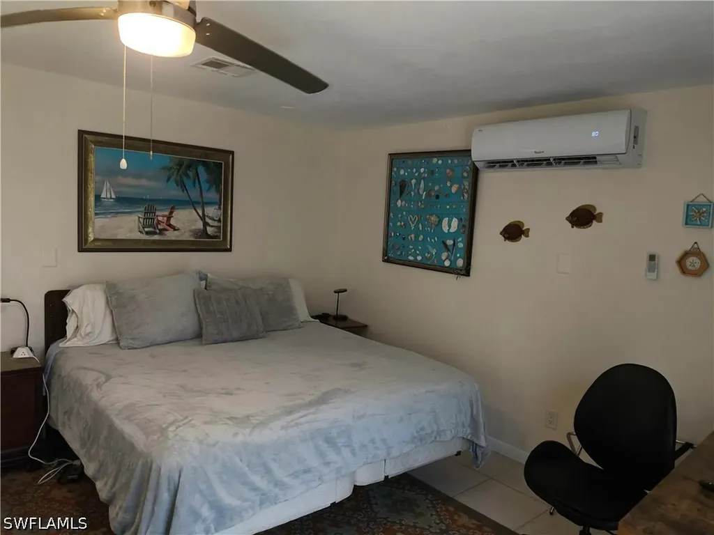 618 107th Avenue N Naples FL 34108