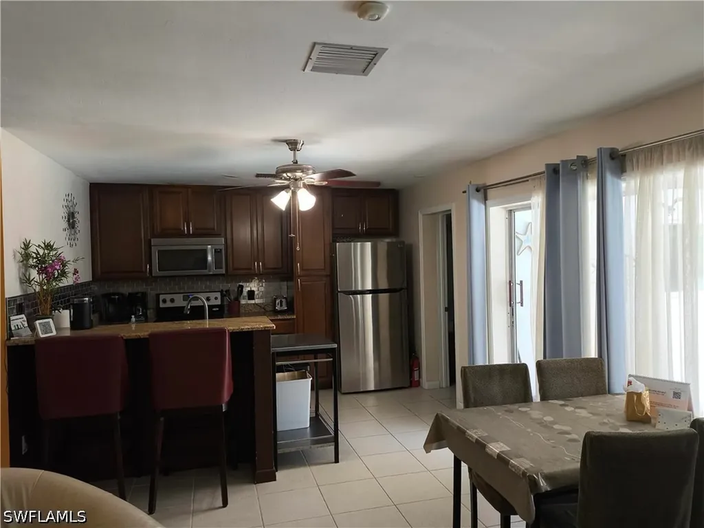 618 107th Avenue N Naples FL 34108