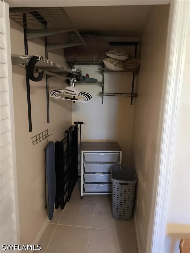 618 107th Avenue N Naples FL 34108