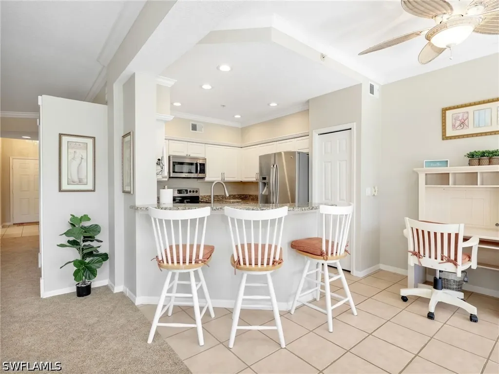 2130 Aberdeen Lane Naples FL 34109
