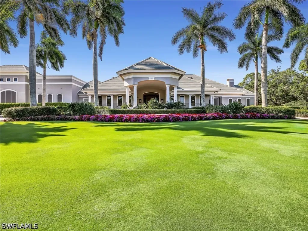 2130 Aberdeen Lane Naples FL 34109