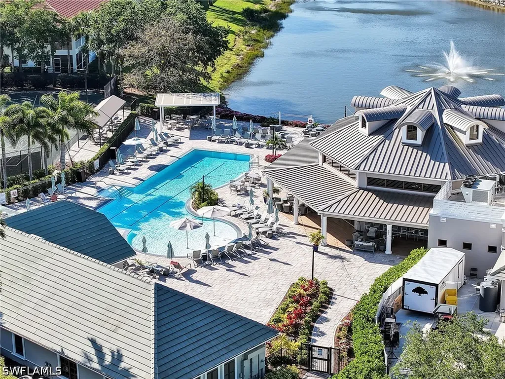 2130 Aberdeen Lane Naples FL 34109