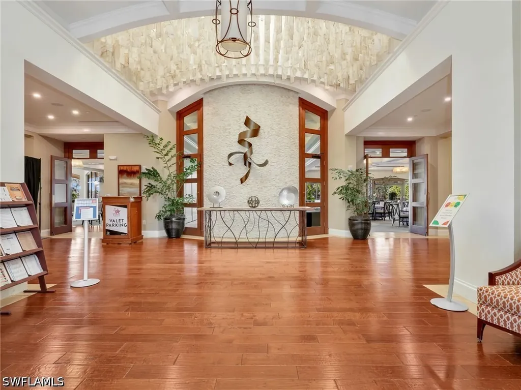2130 Aberdeen Lane Naples FL 34109