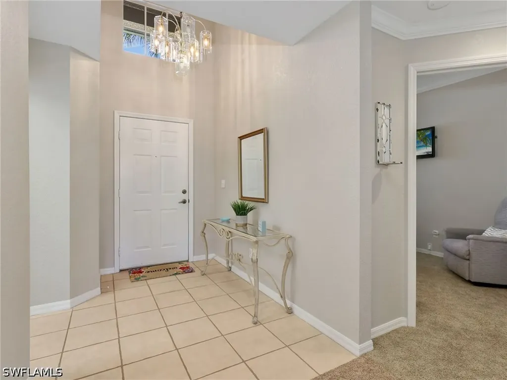 2130 Aberdeen Lane Naples FL 34109