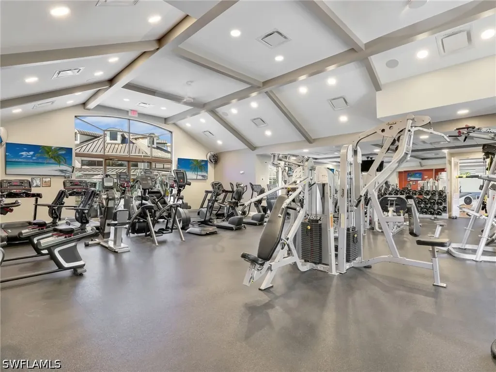 2130 Aberdeen Lane Naples FL 34109