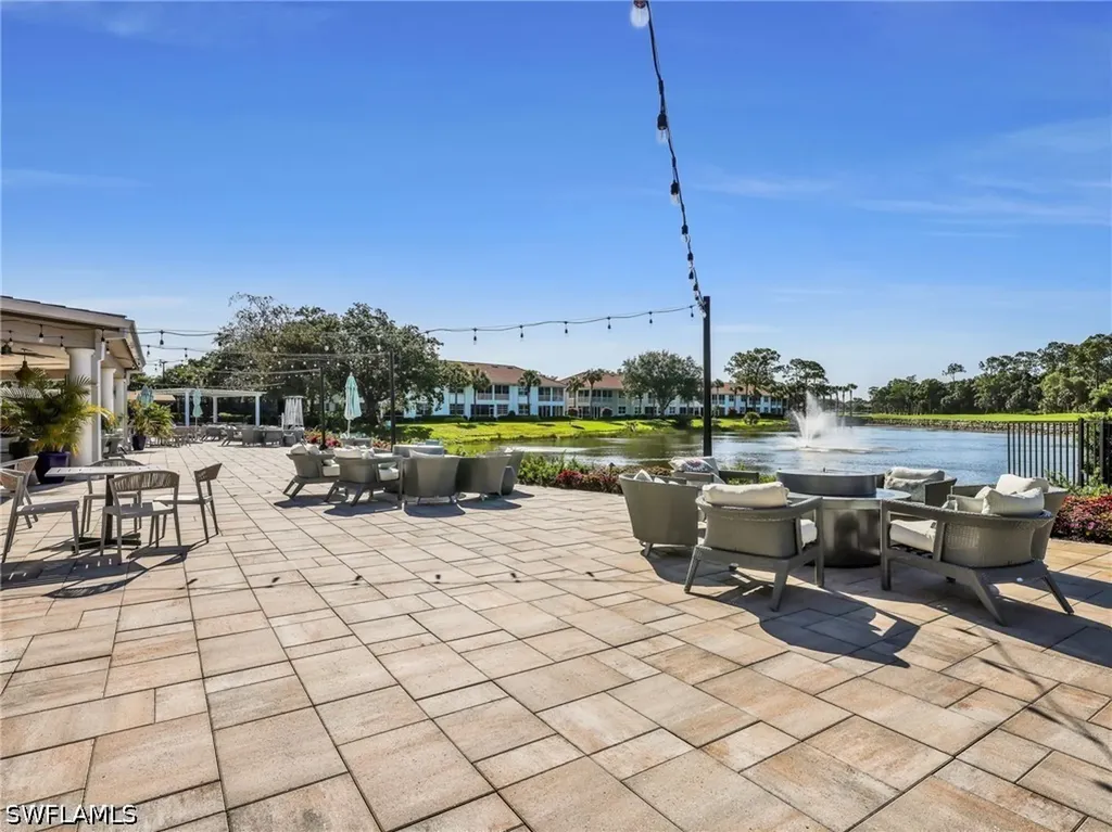 2130 Aberdeen Lane Naples FL 34109