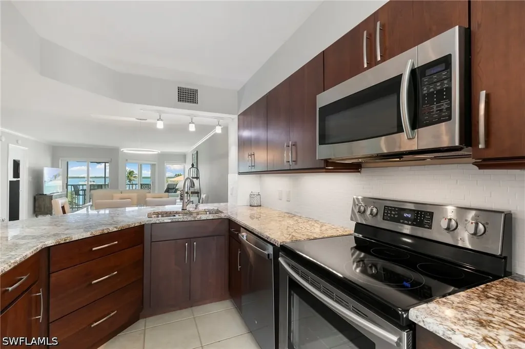 991 N Barfield Drive Marco Island FL 34145