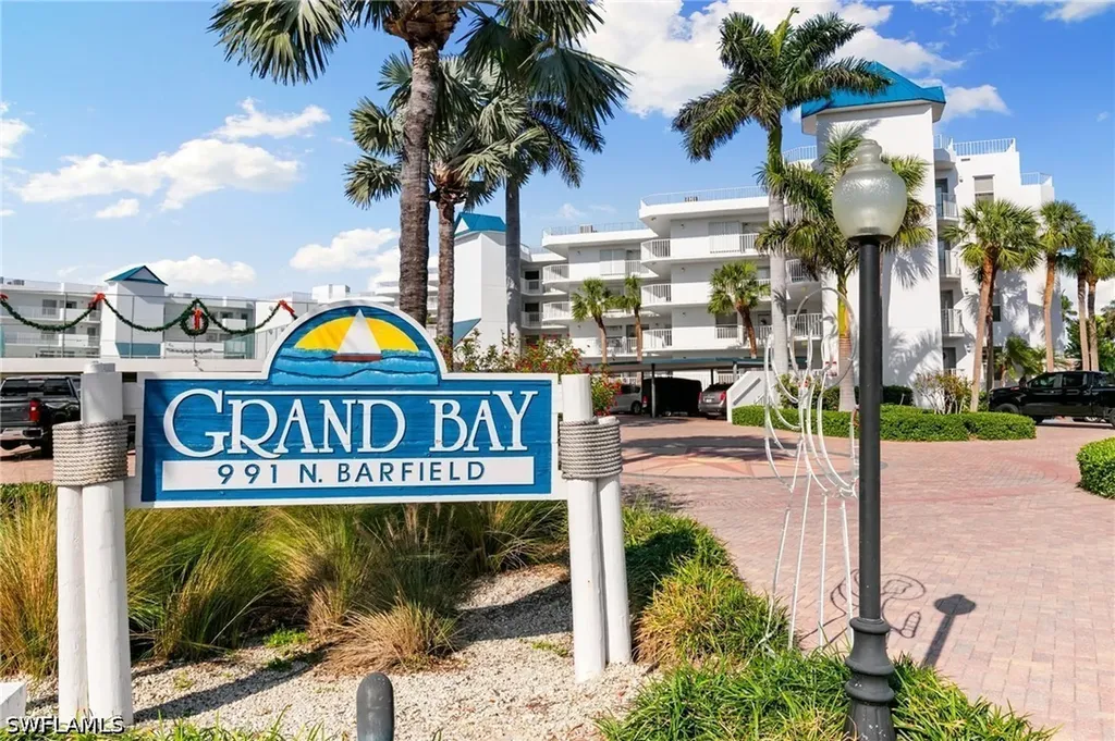 991 N Barfield Drive Marco Island FL 34145