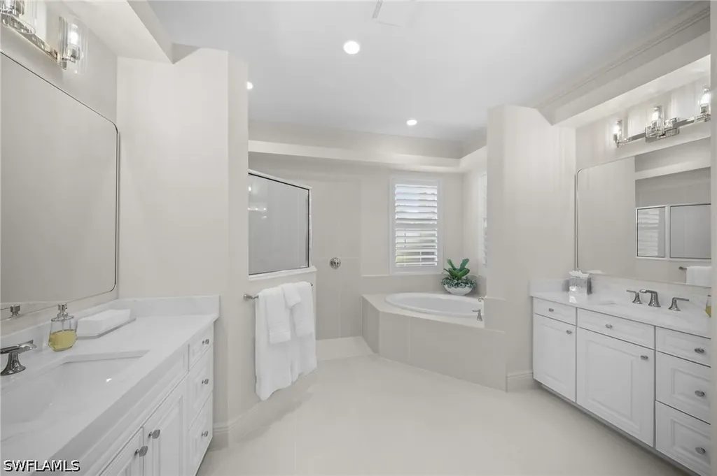 10023 Escambia Bay Court Naples FL 34120