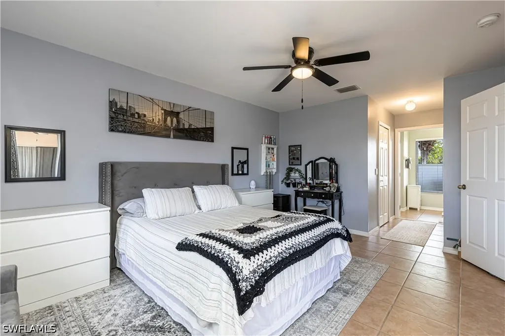 3806 SW 1st Terrace Cape Coral FL 33991
