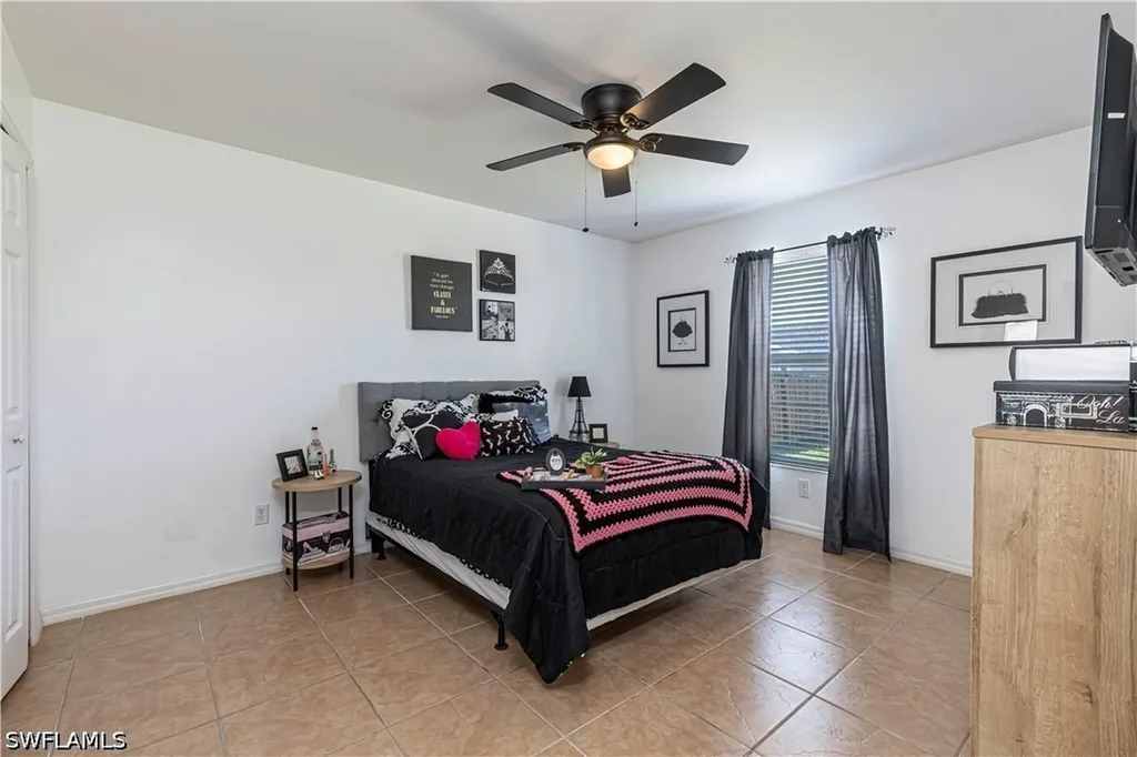 3806 SW 1st Terrace Cape Coral FL 33991