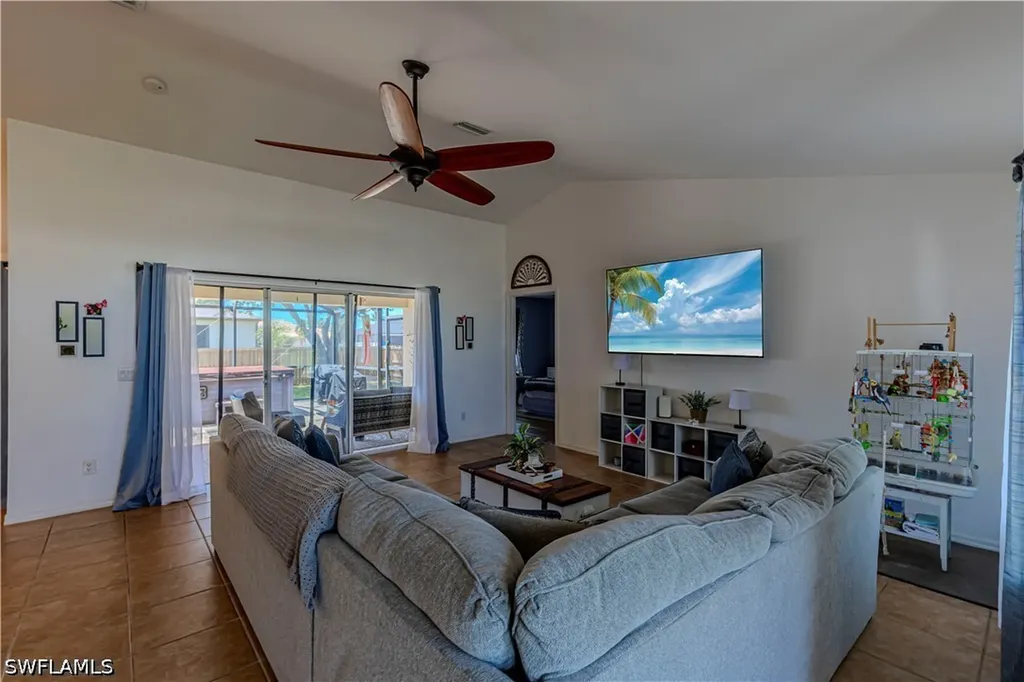 3806 SW 1st Terrace Cape Coral FL 33991