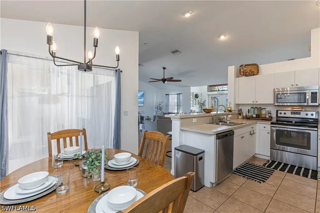 3806 SW 1st Terrace Cape Coral FL 33991