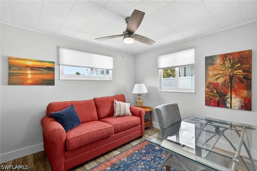 549 94th Avenue N Naples FL 34108