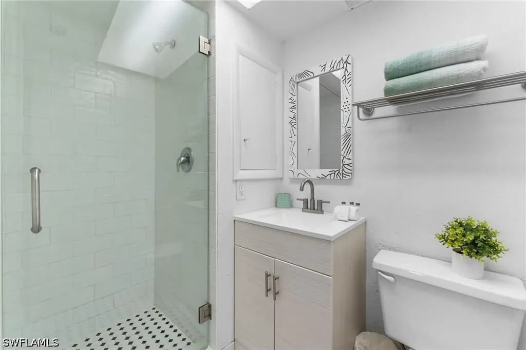 541 94th Avenue N Naples FL 34108