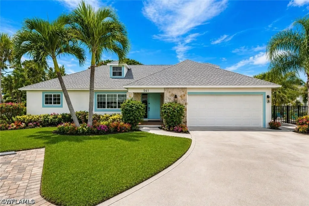 541 94th Avenue N Naples FL 34108