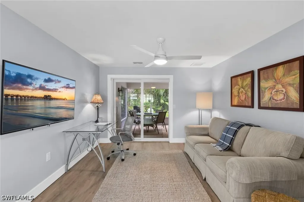 541 94th Avenue N Naples FL 34108