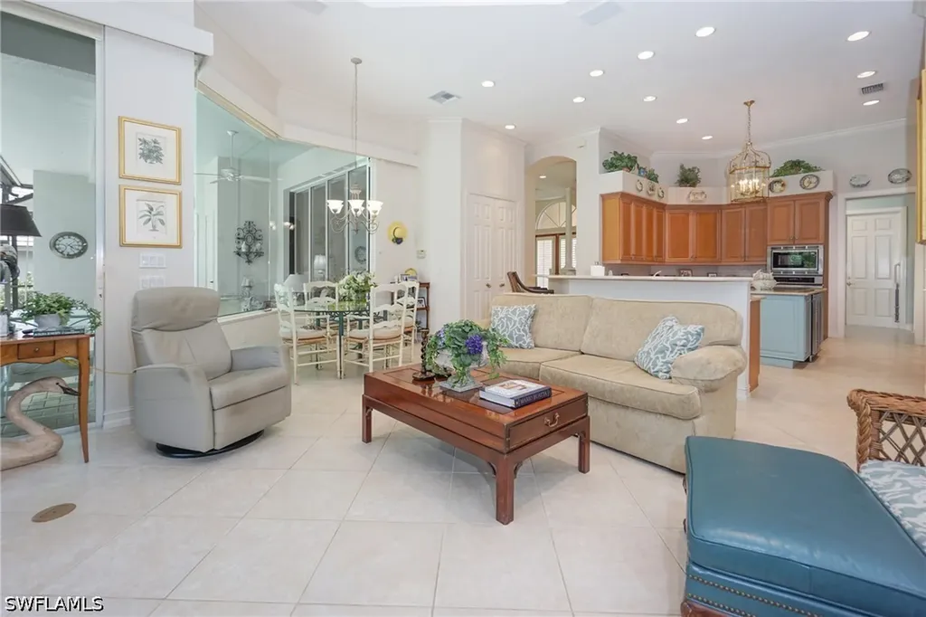 710 Shadow Lake Lane Naples FL 34108