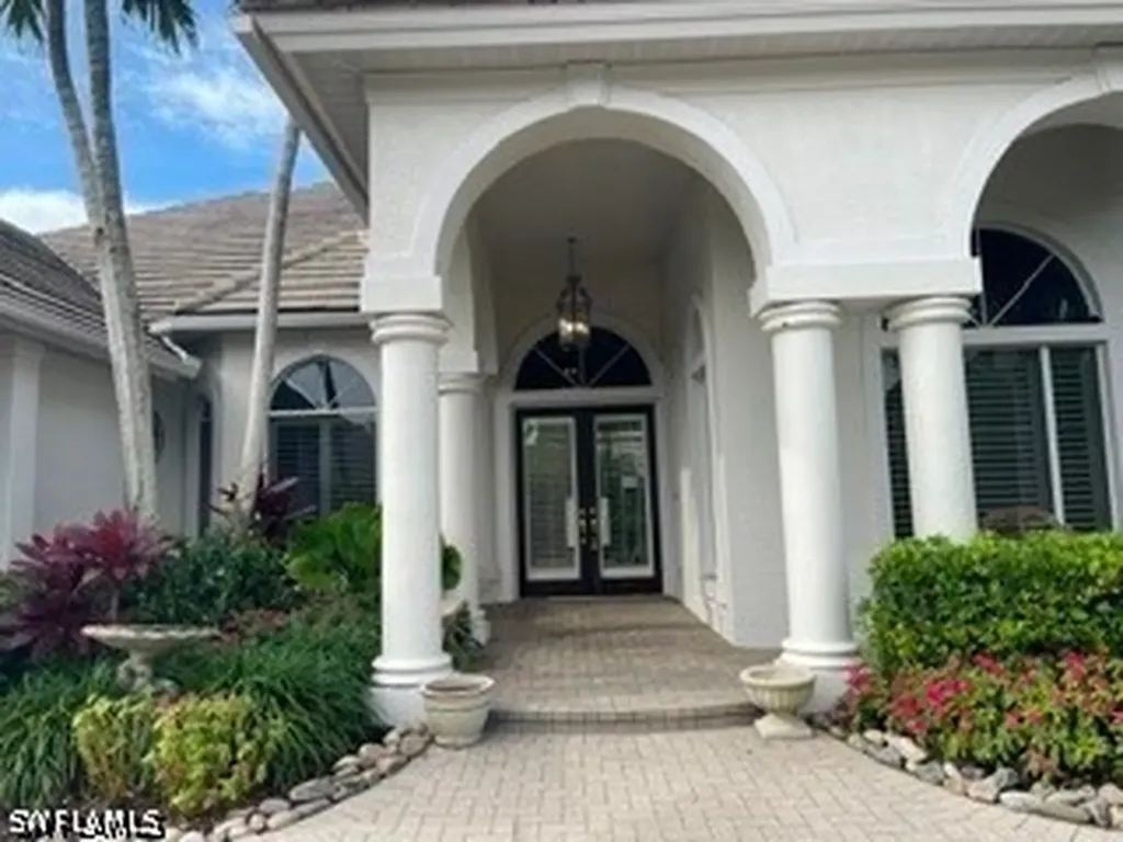 710 Shadow Lake Lane Naples FL 34108