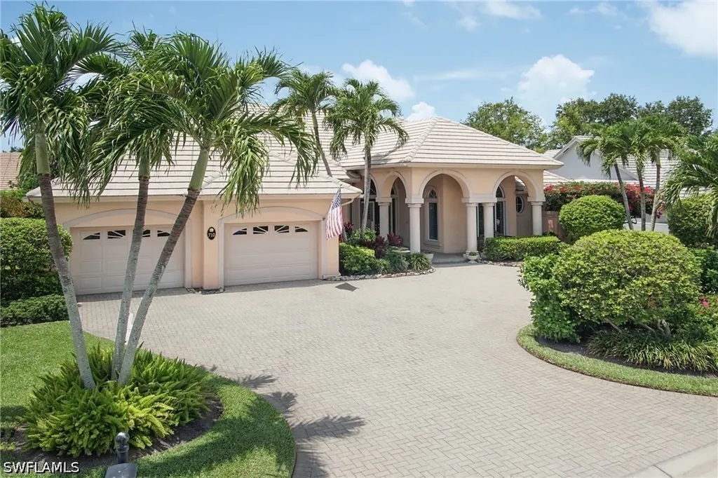 710 Shadow Lake Lane Naples FL 34108