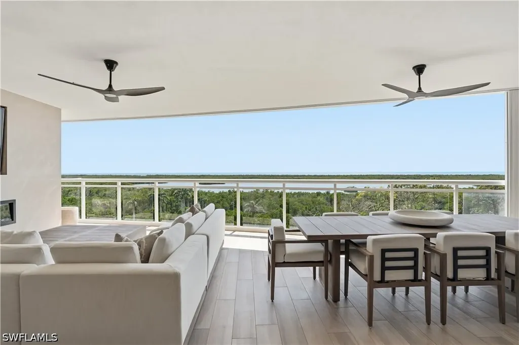 13945 Old Coast Road Naples FL 34110