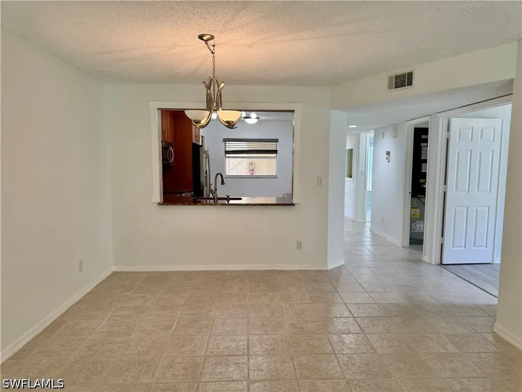 661 Squire Circle Naples FL 34104