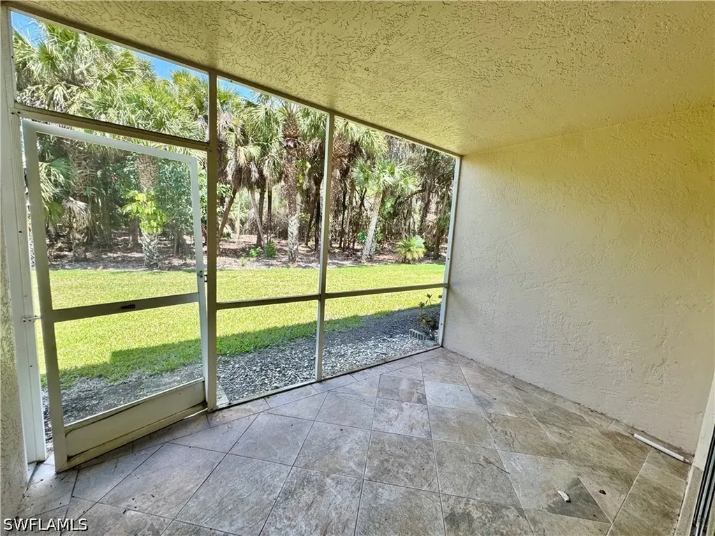 661 Squire Circle Naples FL 34104