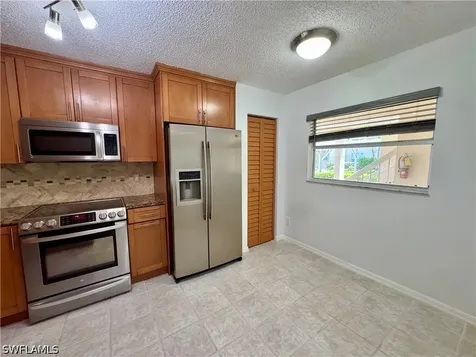 661 Squire Circle Naples FL 34104