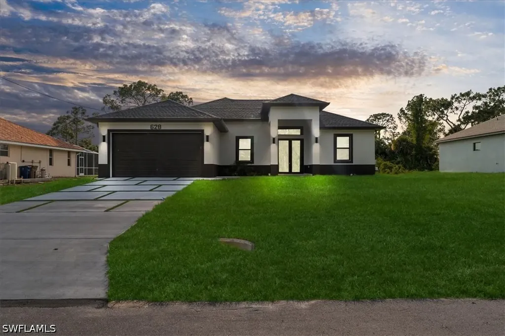 628 Beach Avenue S Lehigh Acres FL 33974
