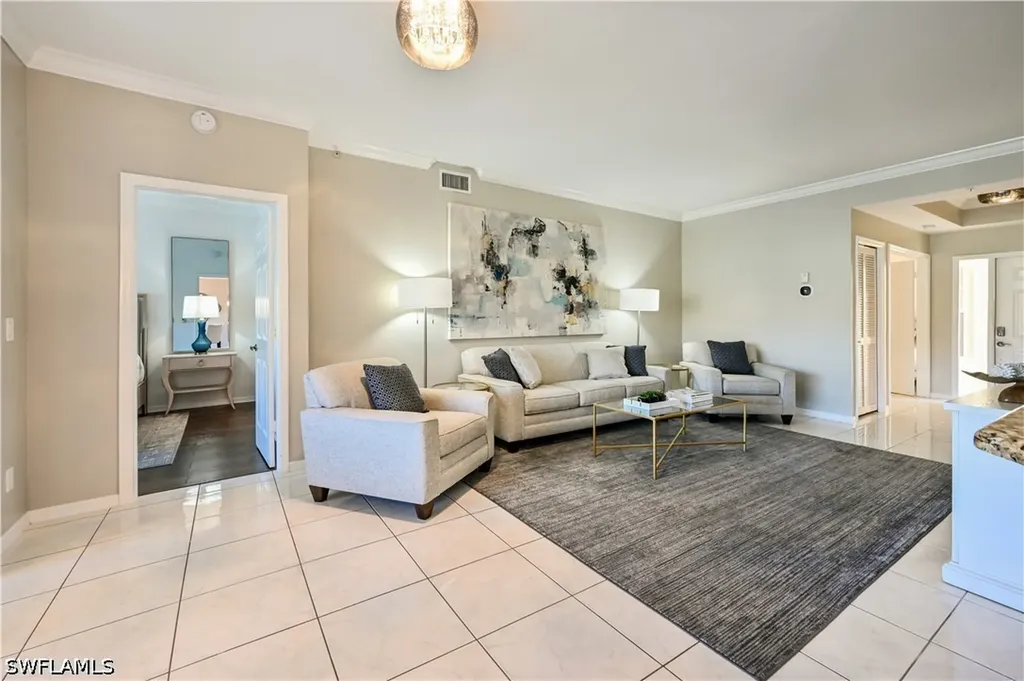 1054 Egrets Walk Circle Naples FL 34108