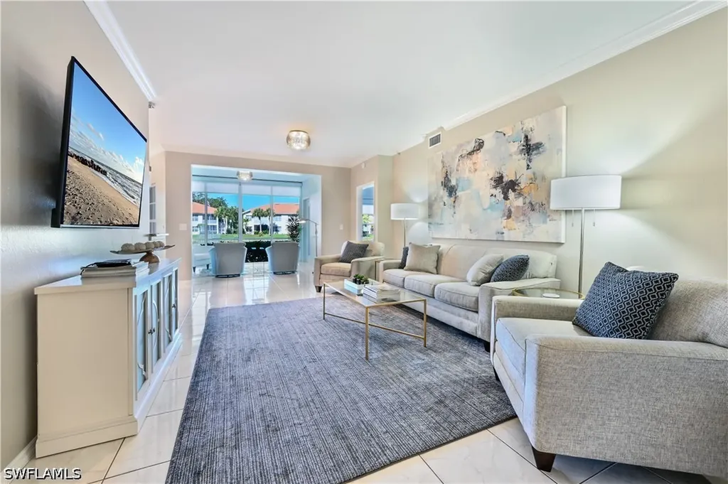 1054 Egrets Walk Circle Naples FL 34108