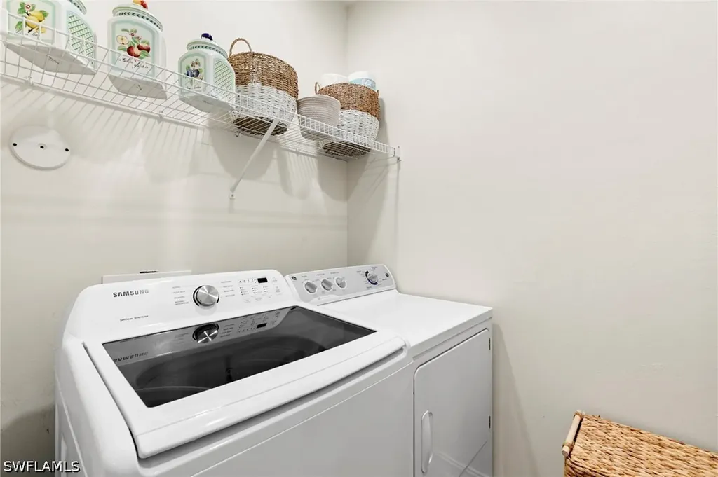 7797 Bristol Circle Naples FL 34120