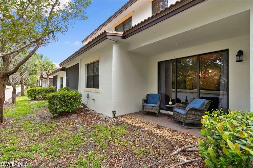 7797 Bristol Circle Naples FL 34120