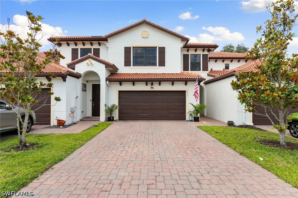 7797 Bristol Circle Naples FL 34120