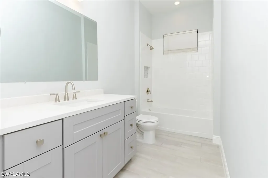 3995 Pegasus Way Naples FL 34120