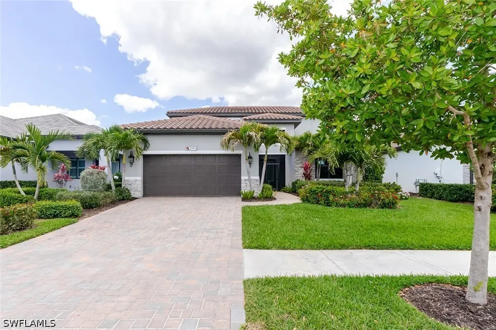 3995 Pegasus Way Naples FL 34120
