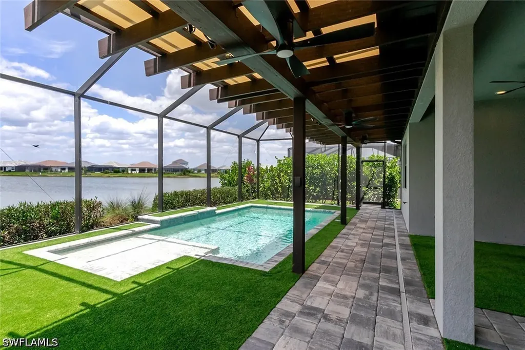 3995 Pegasus Way Naples FL 34120