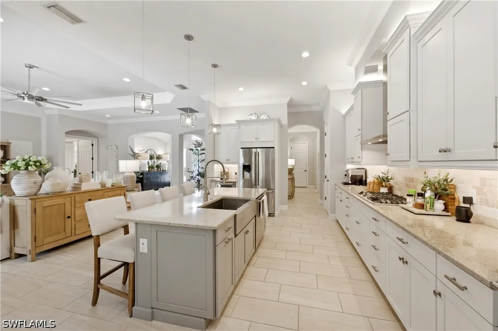 1467 Mockingbird Drive Naples FL 34120