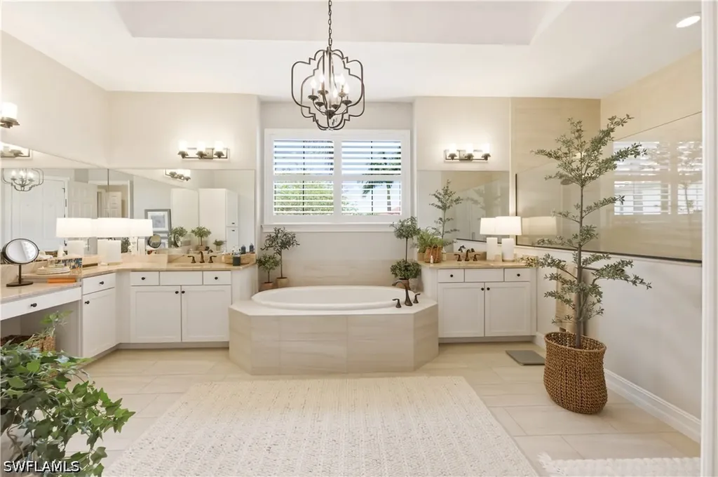 1467 Mockingbird Drive Naples FL 34120