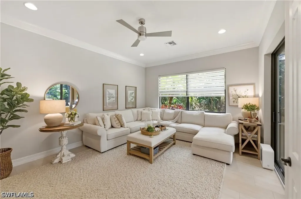 1467 Mockingbird Drive Naples FL 34120