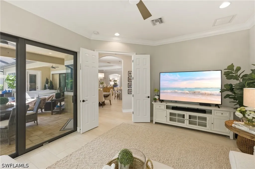 1467 Mockingbird Drive Naples FL 34120