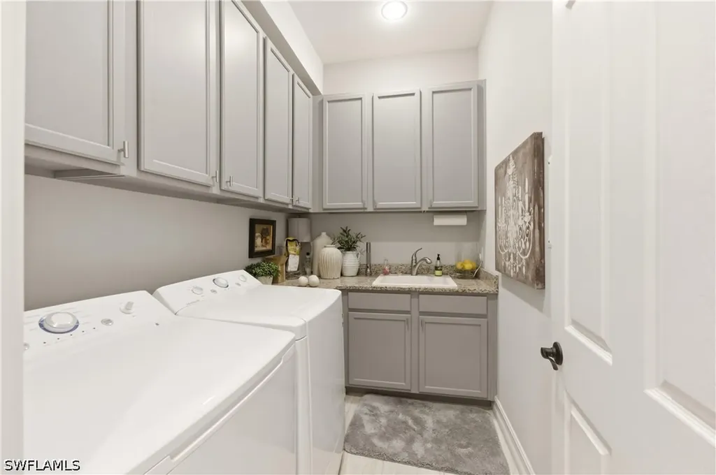 1467 Mockingbird Drive Naples FL 34120