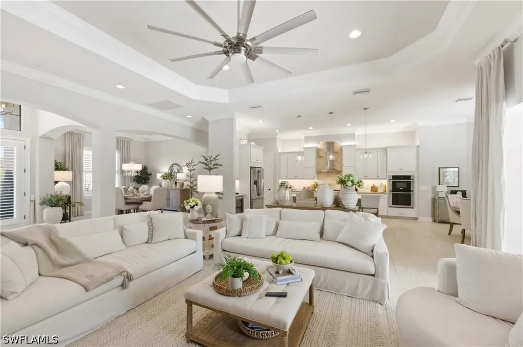 1467 Mockingbird Drive Naples FL 34120