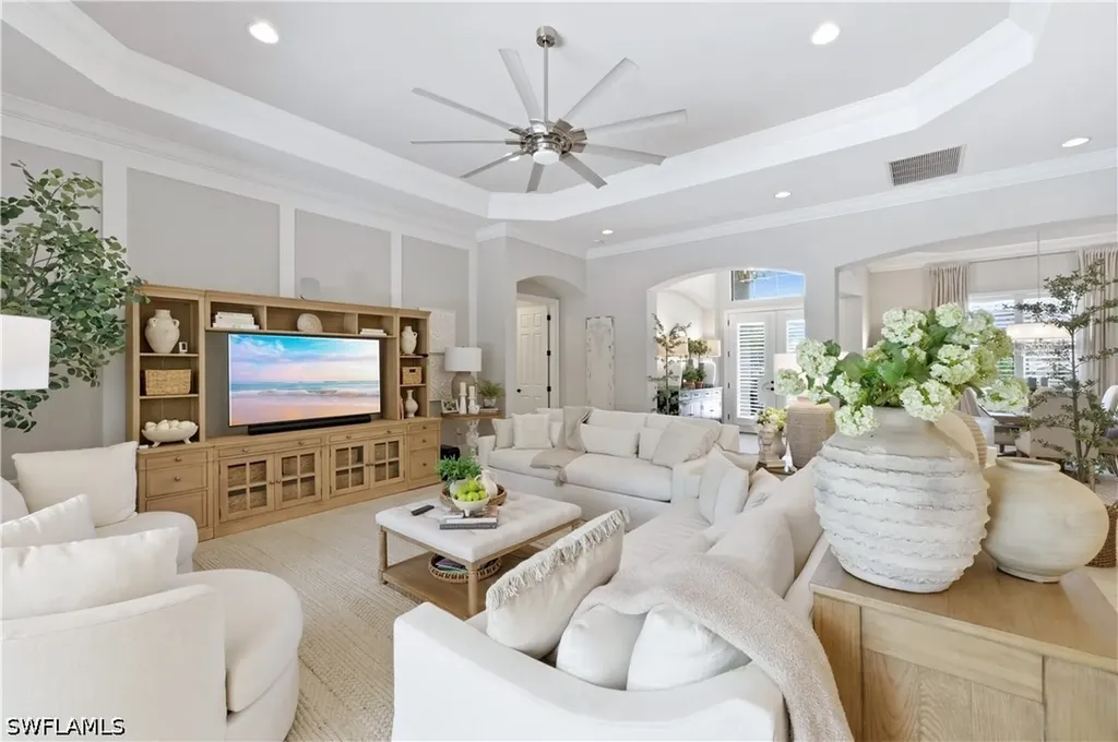 1467 Mockingbird Drive Naples FL 34120