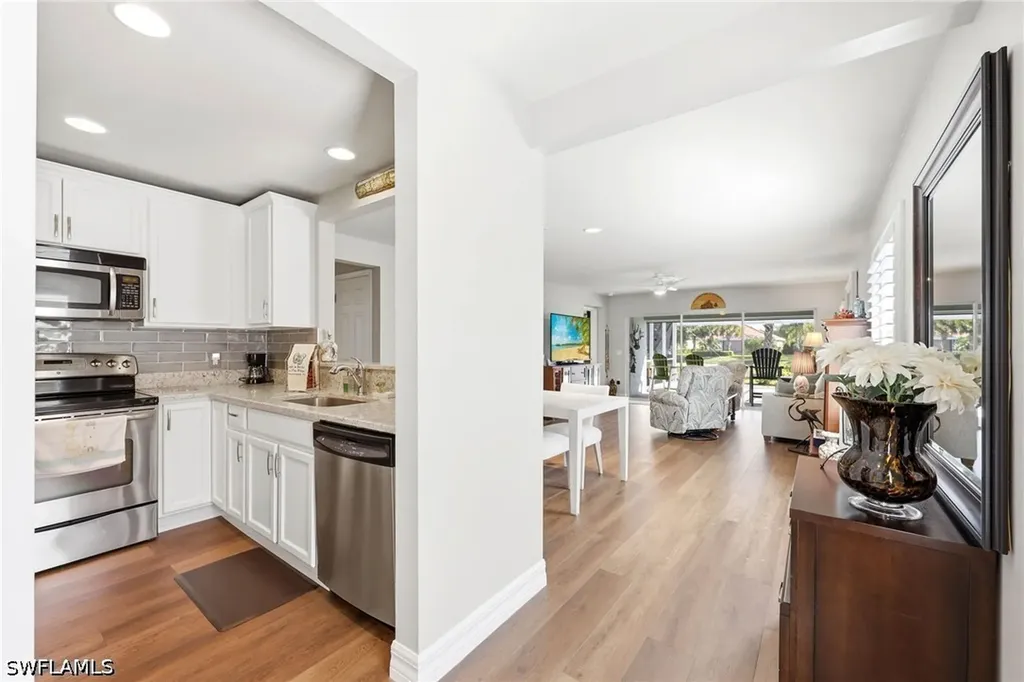 8721 Querce Court Naples FL 34114