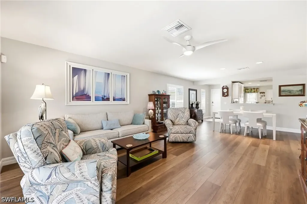 8721 Querce Court Naples FL 34114