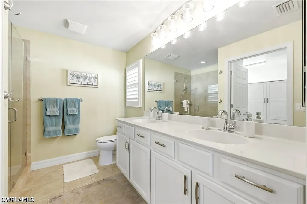 8721 Querce Court Naples FL 34114