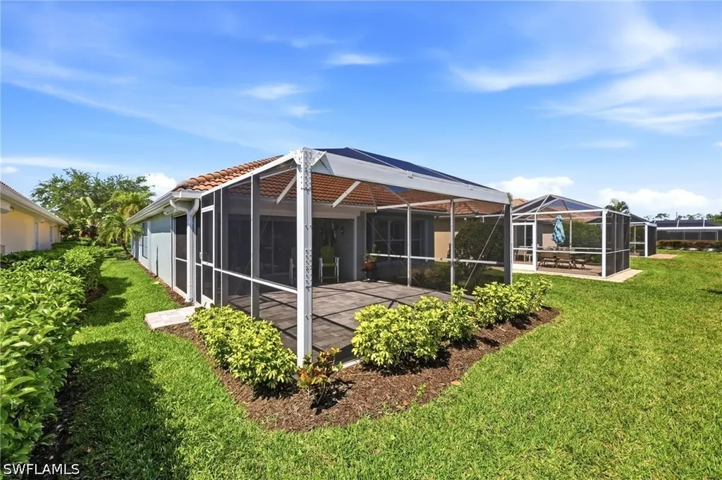 8721 Querce Court Naples FL 34114